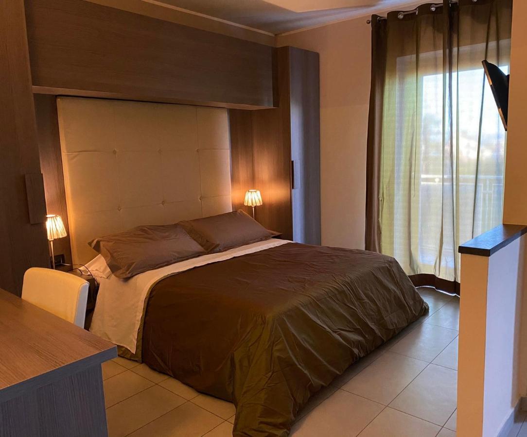 Victoria Hotel Pomigliano d'Arco Dış mekan fotoğraf