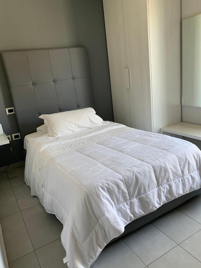 Victoria Hotel Pomigliano d'Arco Dış mekan fotoğraf