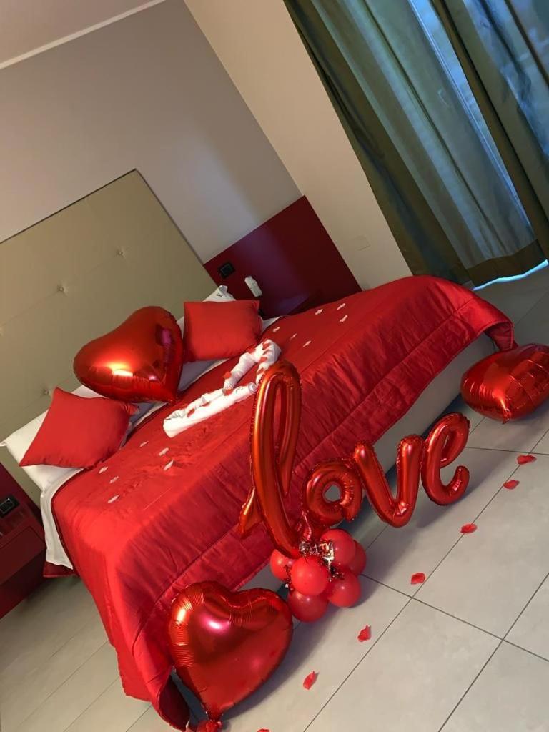 Victoria Hotel Pomigliano d'Arco Dış mekan fotoğraf