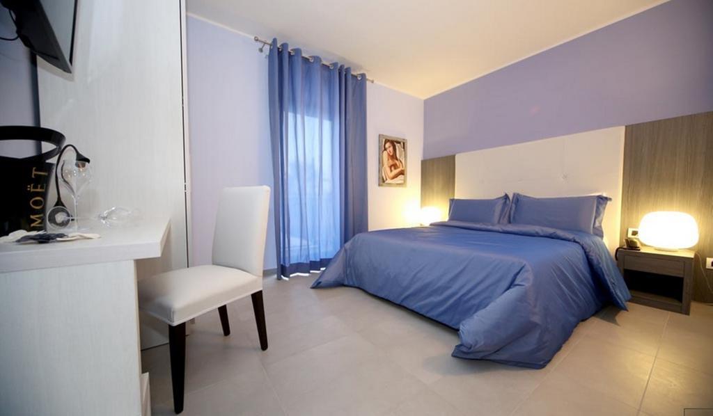 Victoria Hotel Pomigliano d'Arco Dış mekan fotoğraf