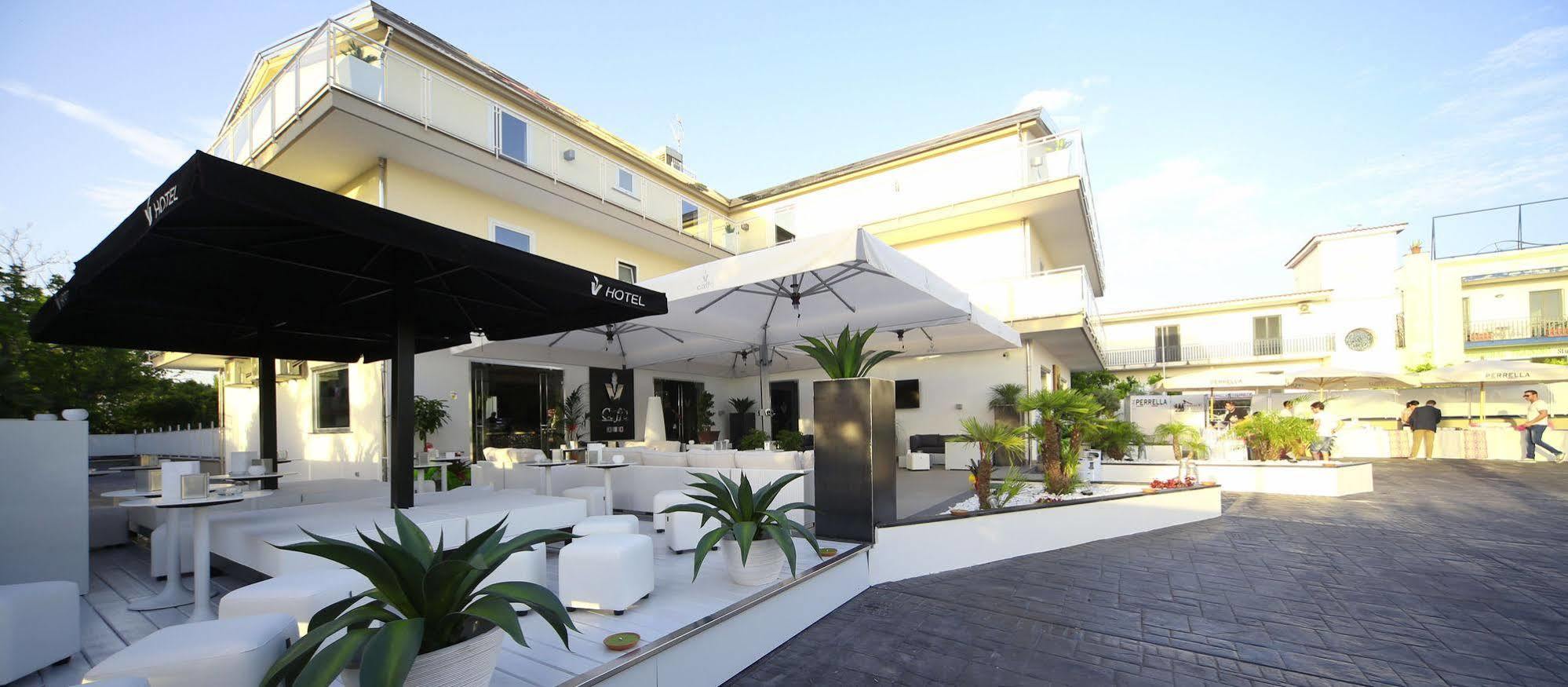 Victoria Hotel Pomigliano d'Arco Dış mekan fotoğraf